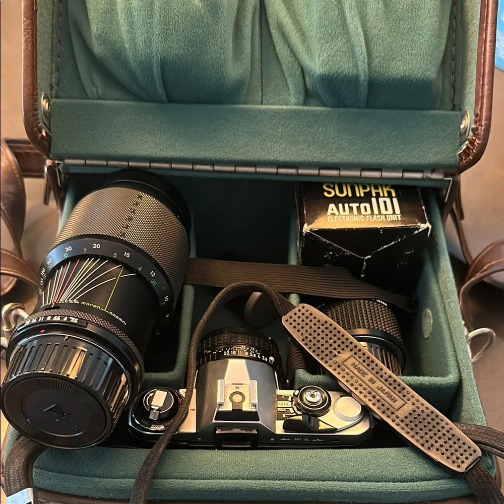 Black Professional Telephoto Camera Lens